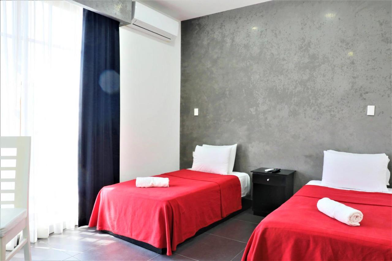 Hotel Colonial Playa Del Carmen Eksteriør bilde