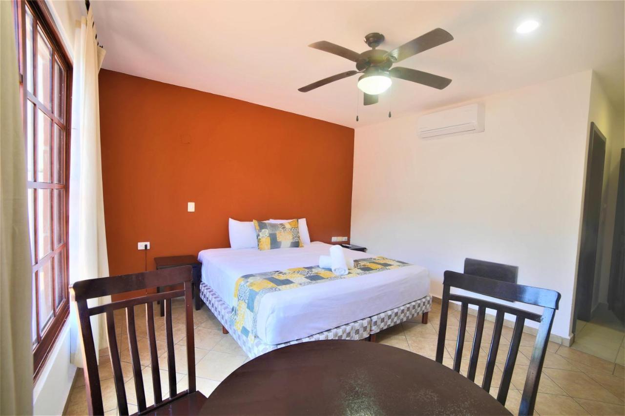Hotel Colonial Playa Del Carmen Eksteriør bilde
