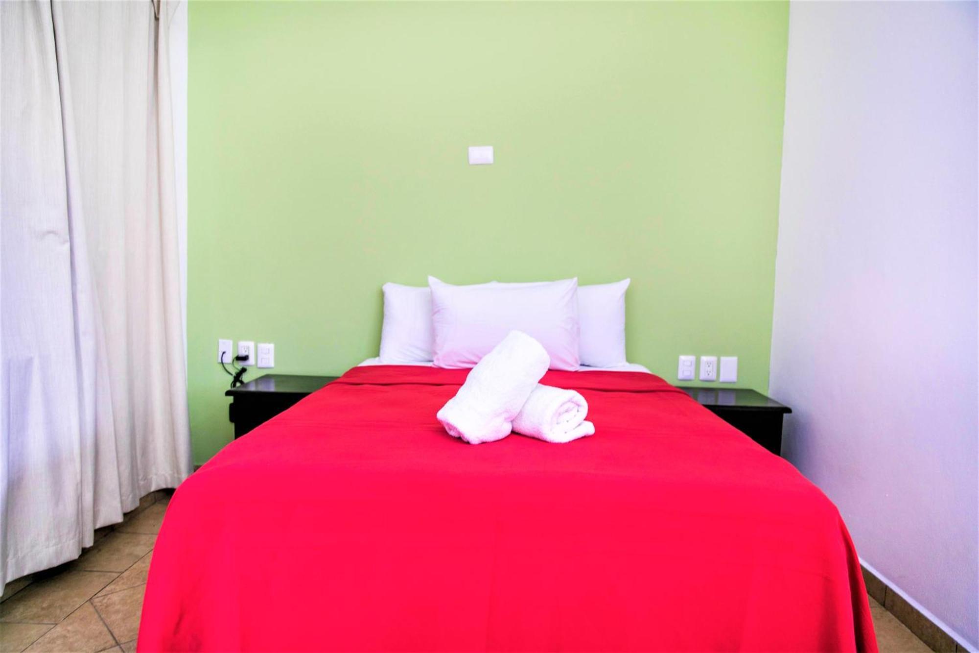 Hotel Colonial Playa Del Carmen Eksteriør bilde